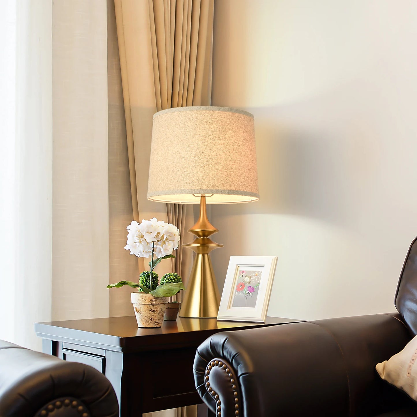 Contemporary Iron Table Lamp for Living Room Bedroom Decor