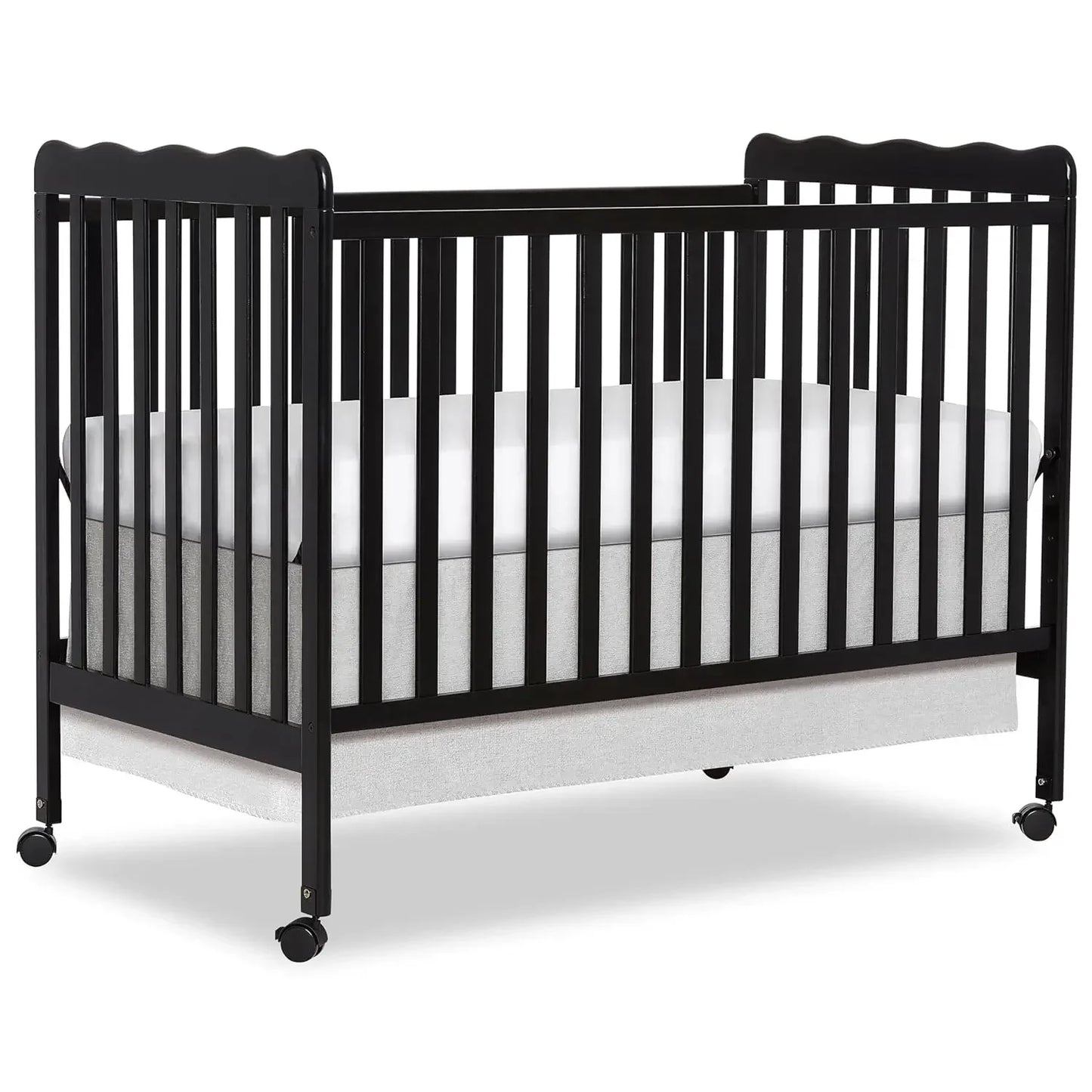 Classic 3in1 Convertible Baby Crib Converts to Day Bed